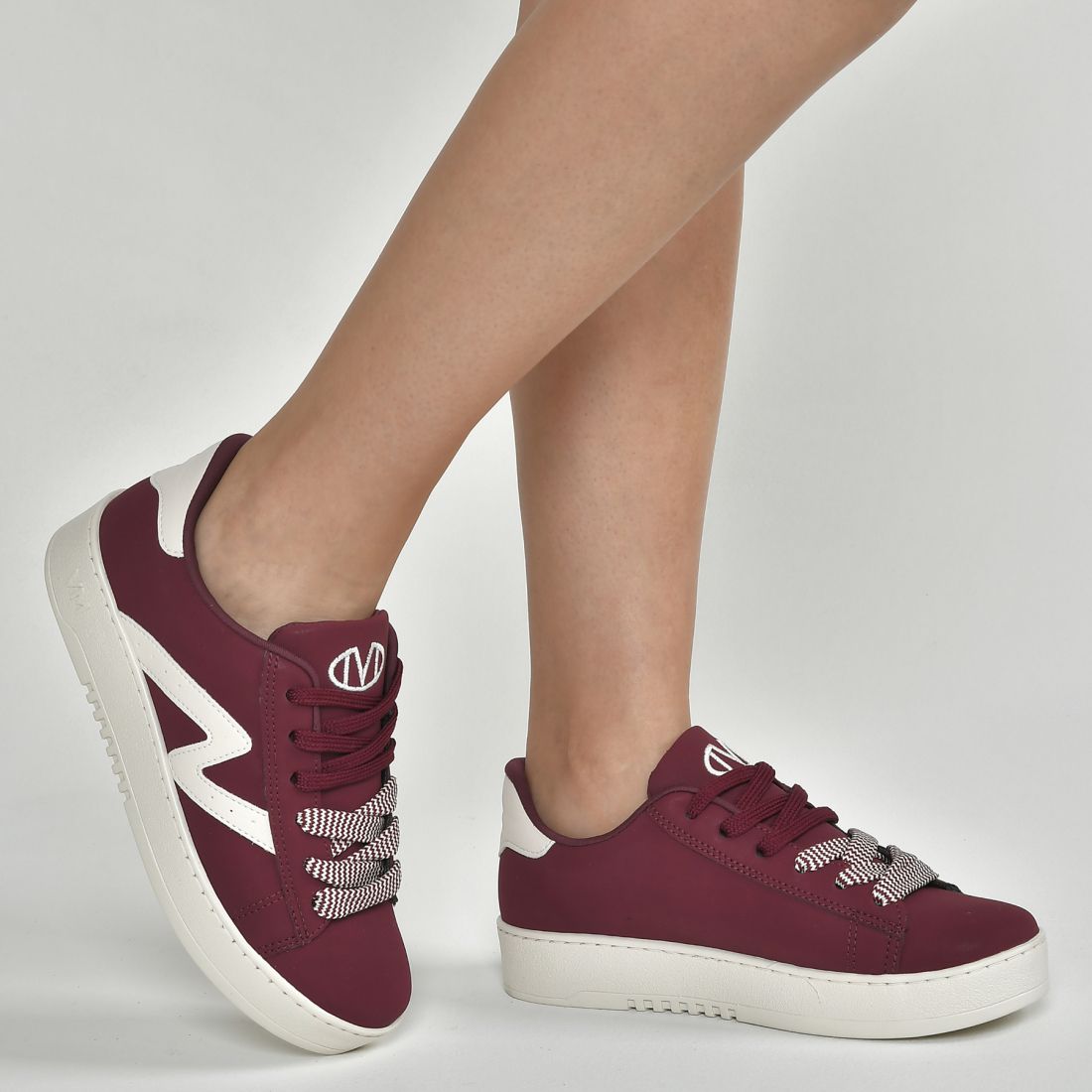 Tênis Casual Bordo-off White